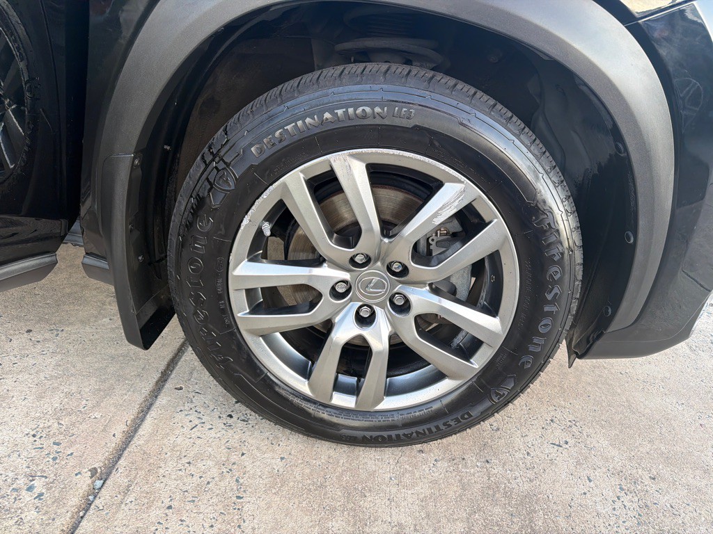 2016 Lexus NX Image 29