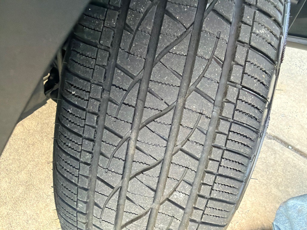 2016 Lexus NX Image 32