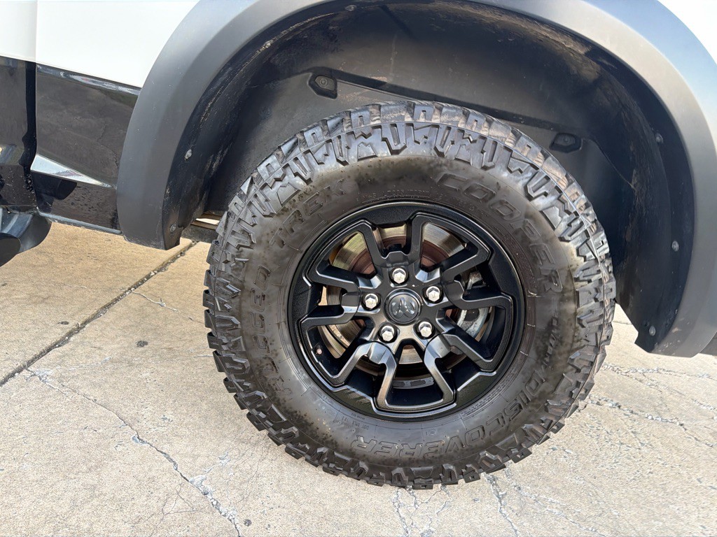 2017 RAM 1500 Image 36