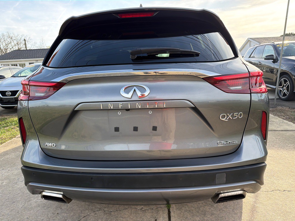 2021 INFINITI QX50 Image 9