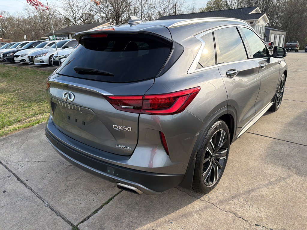 2021 INFINITI QX50 Image 11