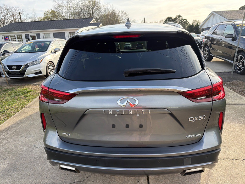2021 INFINITI QX50 Image 12