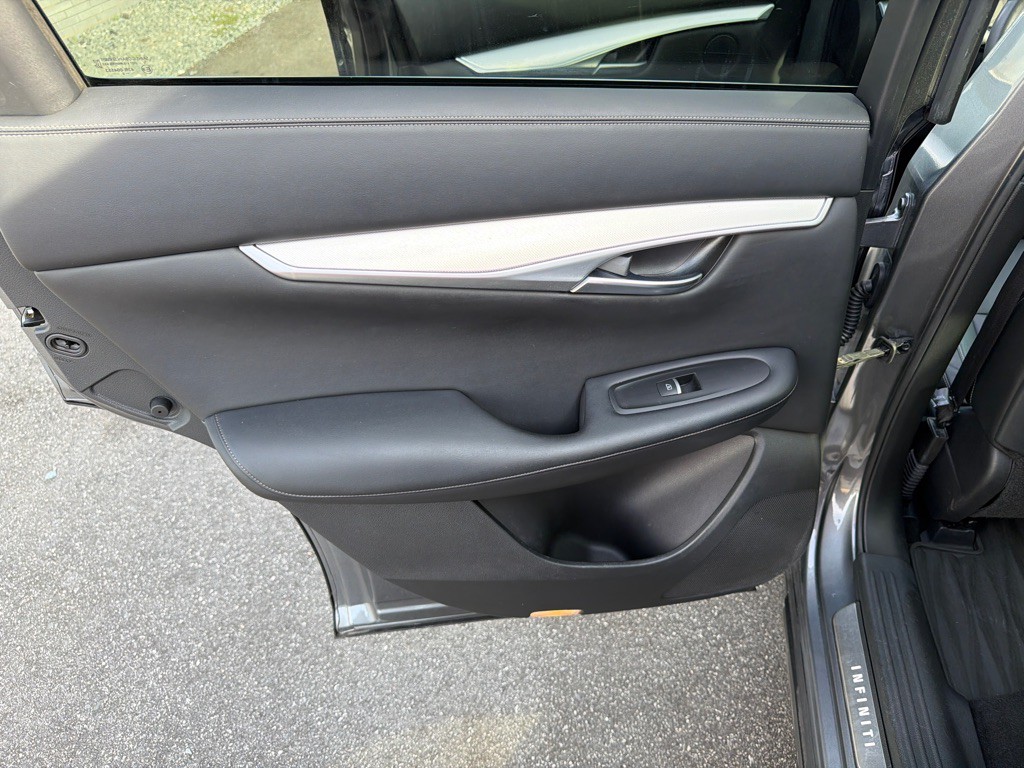 2021 INFINITI QX50 Image 32