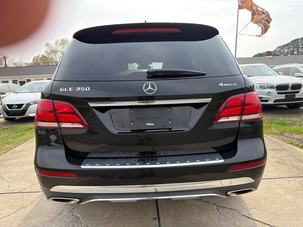 2017 Mercedes-Benz GLE-Class Image 9