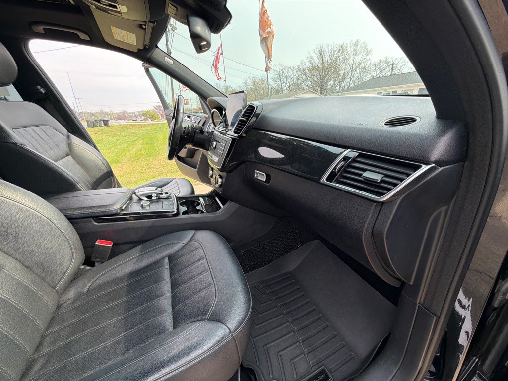 2017 Mercedes-Benz GLE-Class Image 17