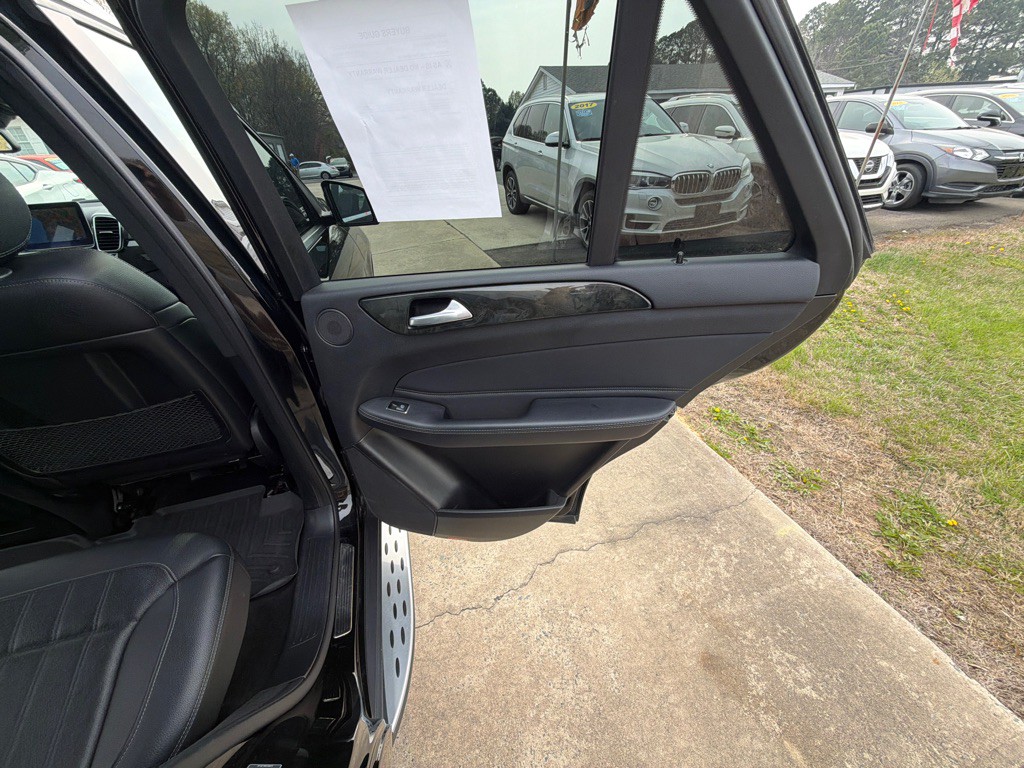 2017 Mercedes-Benz GLE-Class Image 33