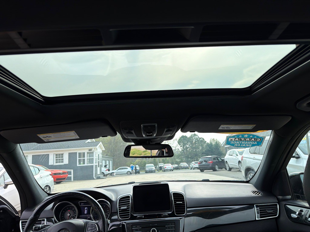 2017 Mercedes-Benz GLE-Class Image 36