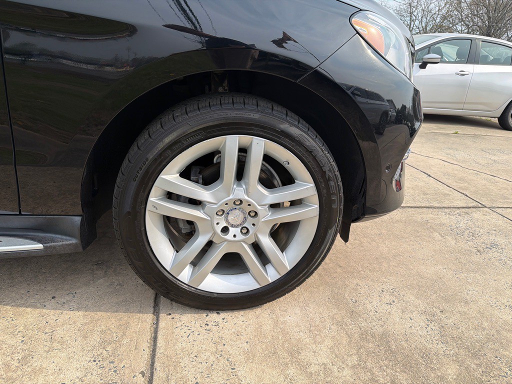 2017 Mercedes-Benz GLE-Class Image 38