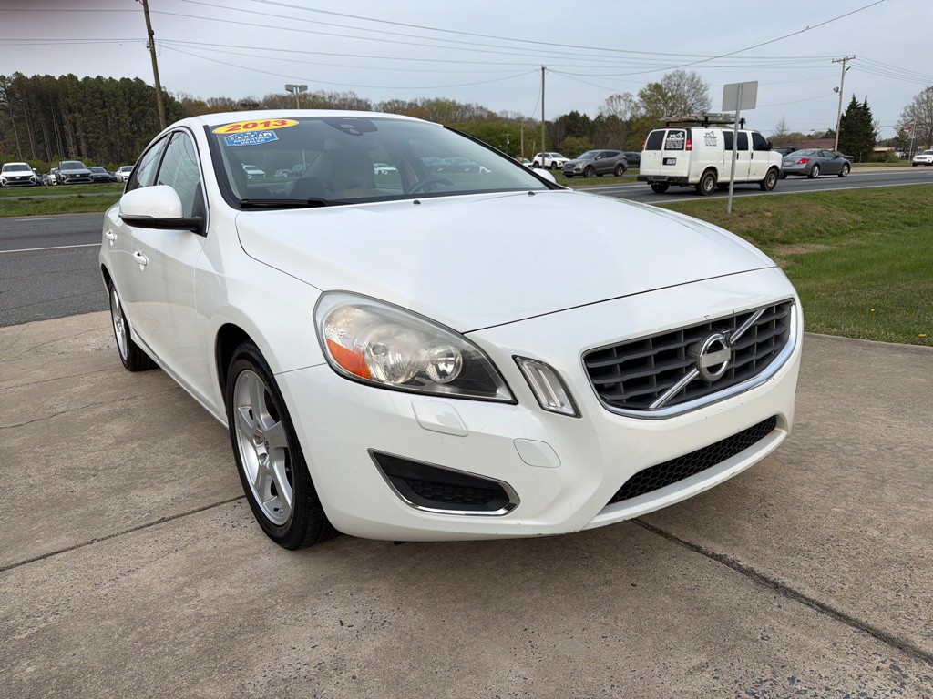 2013 Volvo S60 Image 2