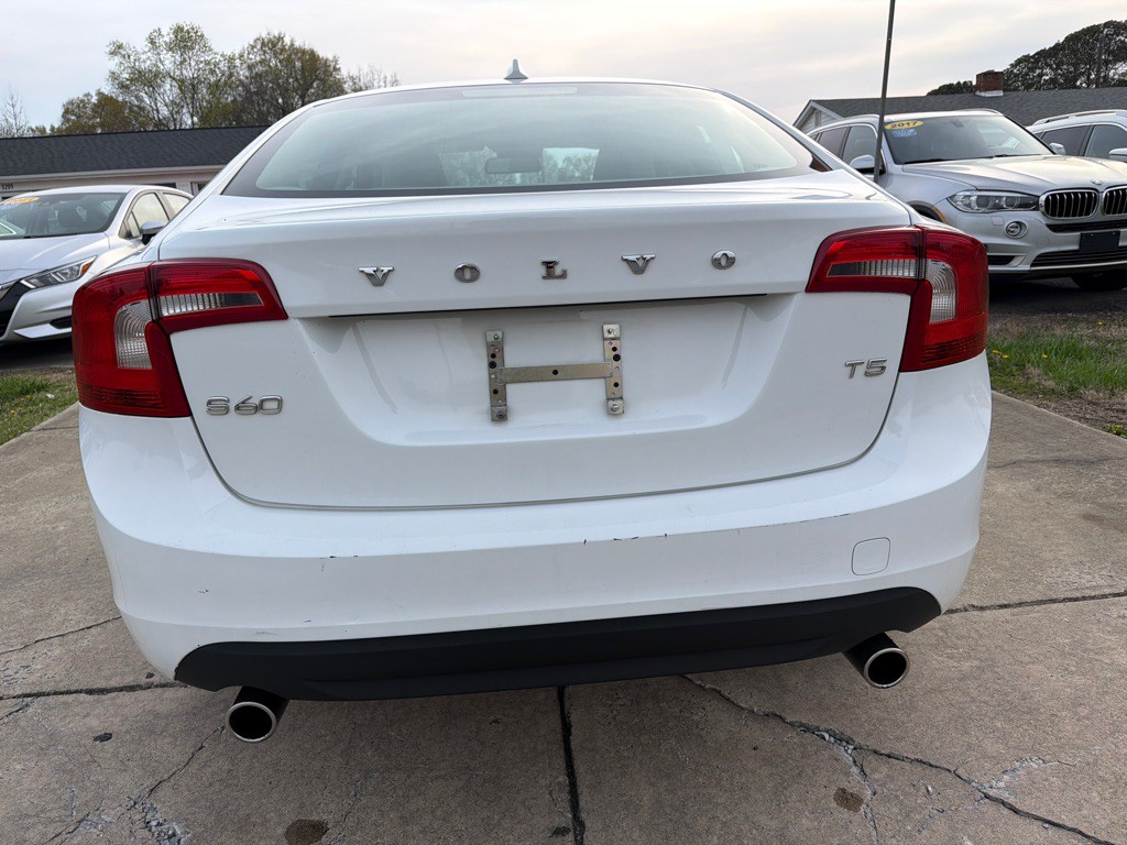 2013 Volvo S60 Image 9