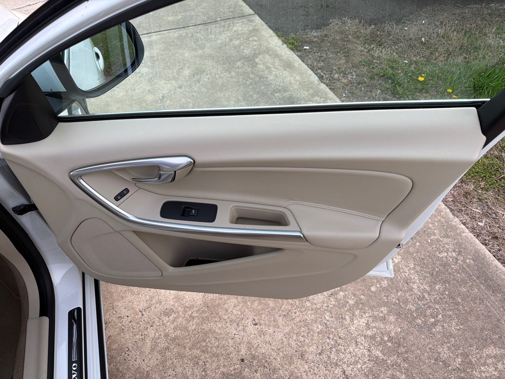 2013 Volvo S60 Image 28