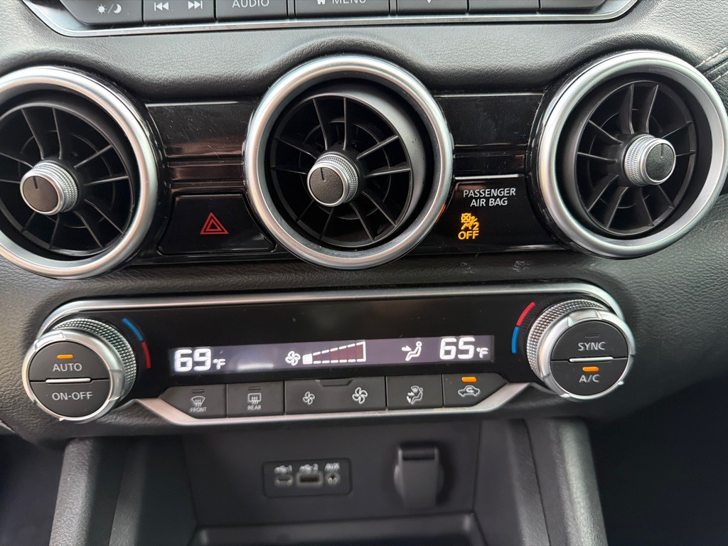 2021 Nissan Sentra Image 21