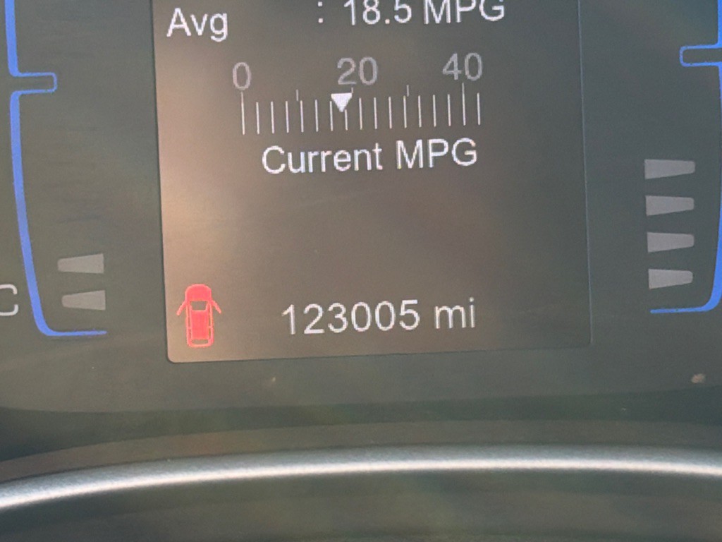 2017 Chrysler Pacifica Image 18