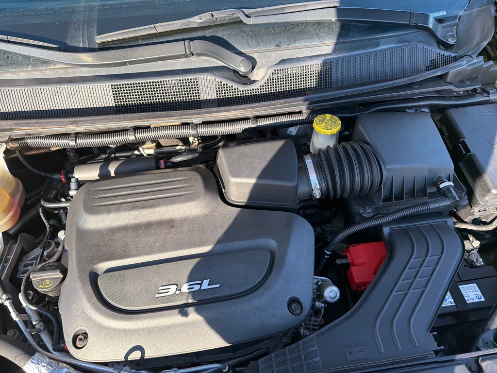 2017 Chrysler Pacifica Image 39