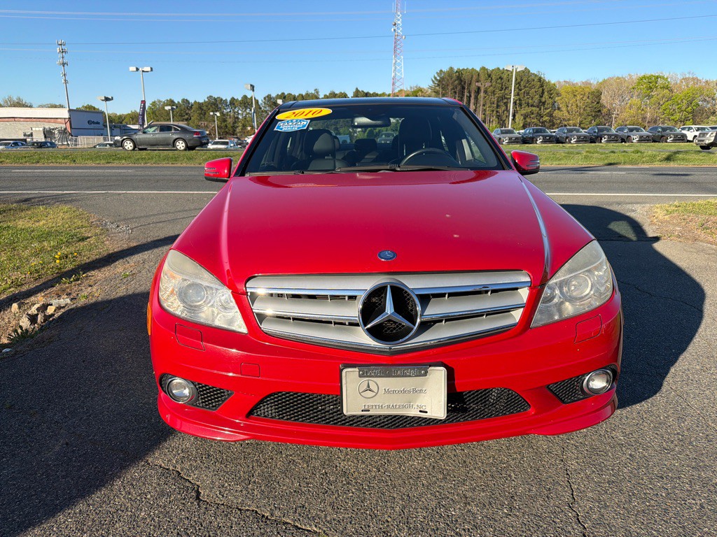 2010 Mercedes-Benz C-Class Image 3