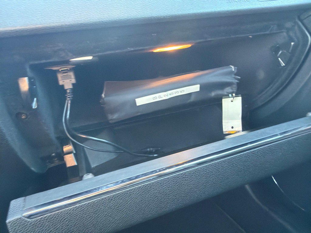 2010 Mercedes-Benz C-Class Image 25