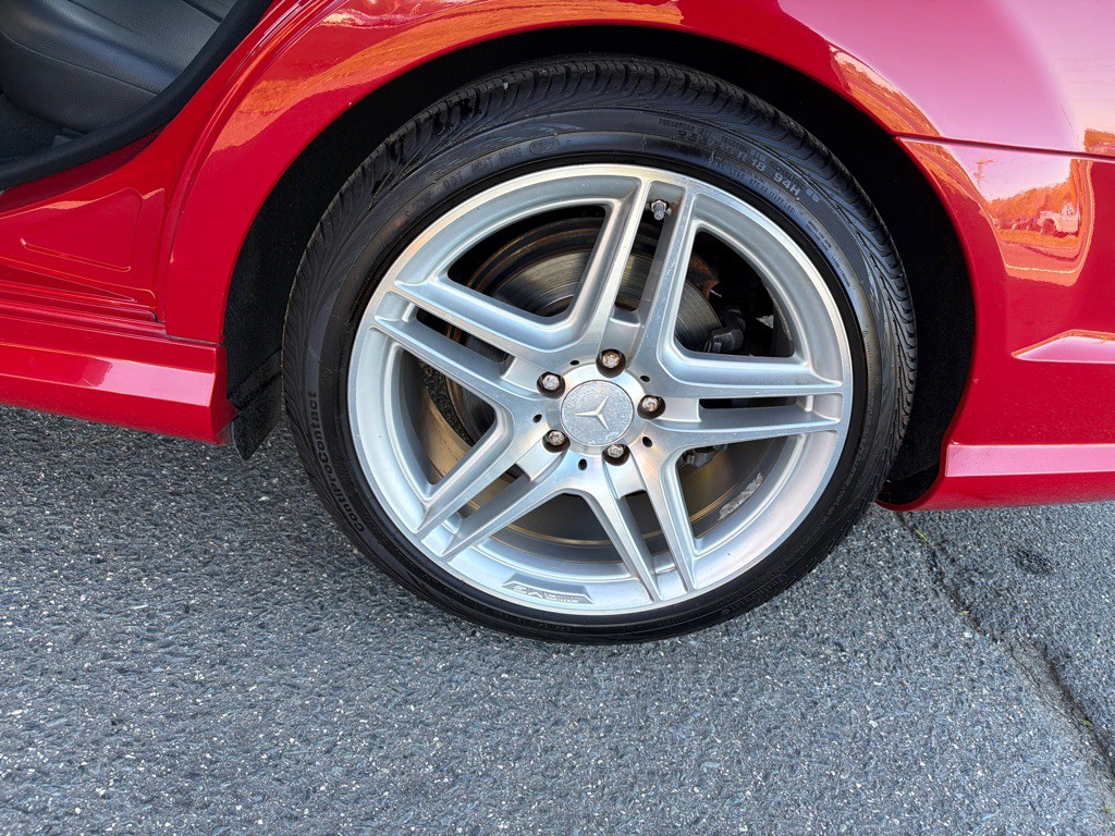 2010 Mercedes-Benz C-Class Image 35