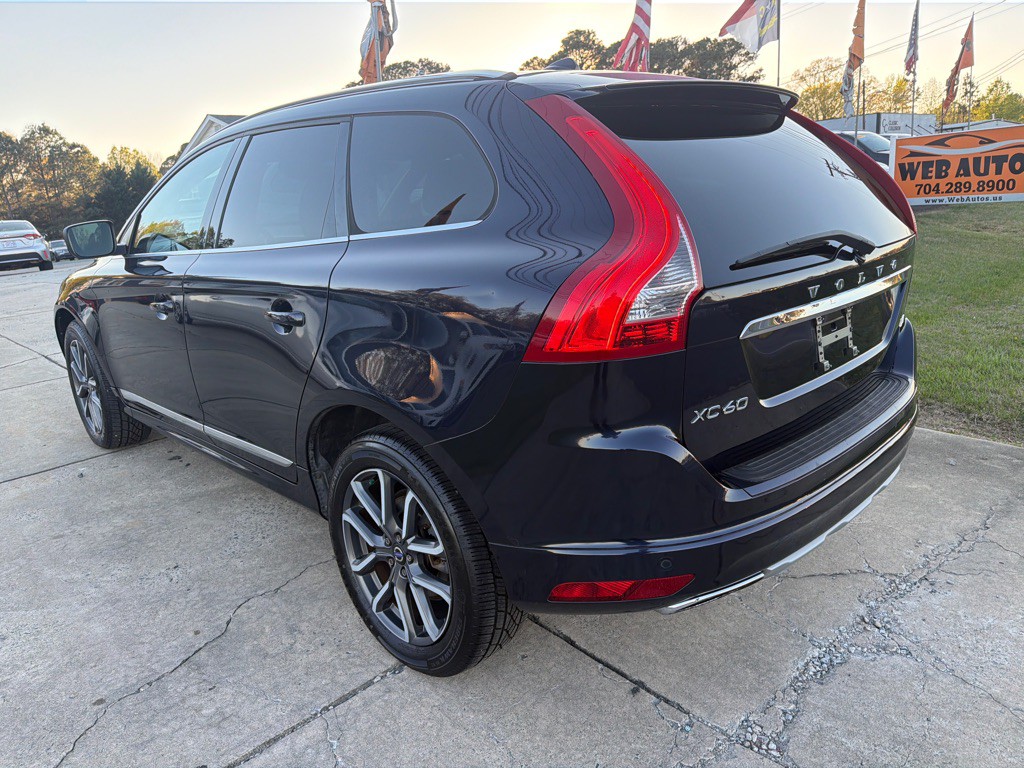 2016 Volvo XC60 Image 7