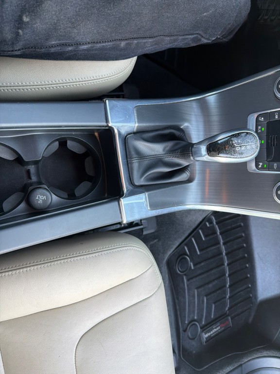 2016 Volvo XC60 Image 24