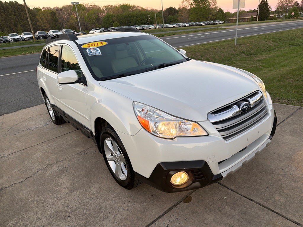 2013 Subaru Outback Image 5