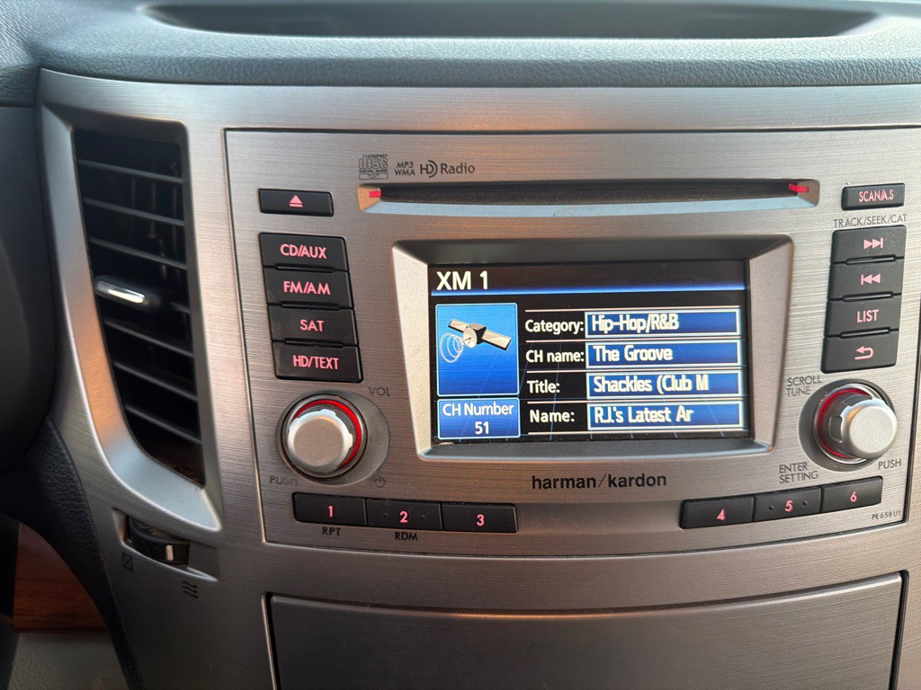 2013 Subaru Outback Image 19