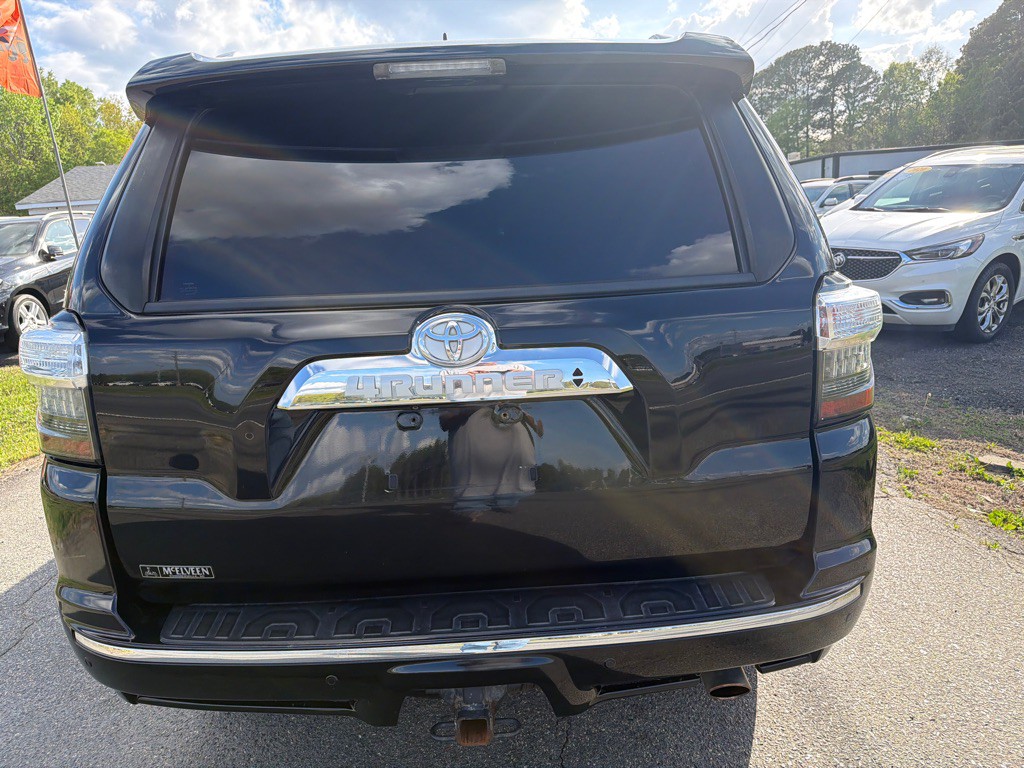 2017 Toyota 4Runner Image 9