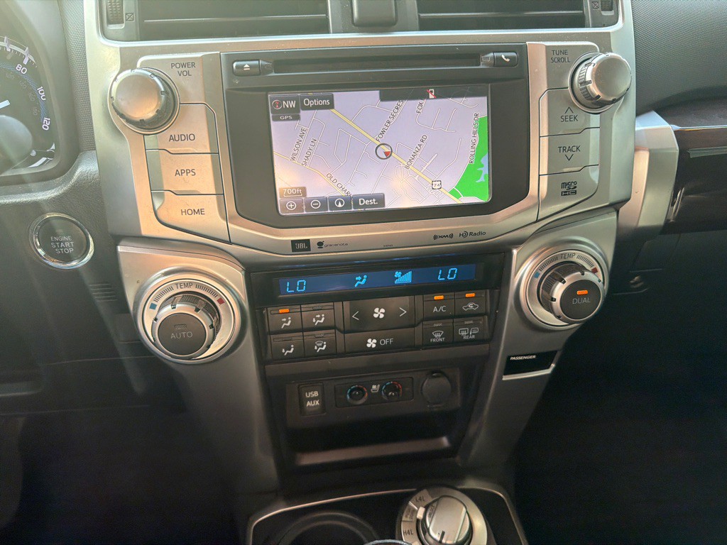 2017 Toyota 4Runner Image 22