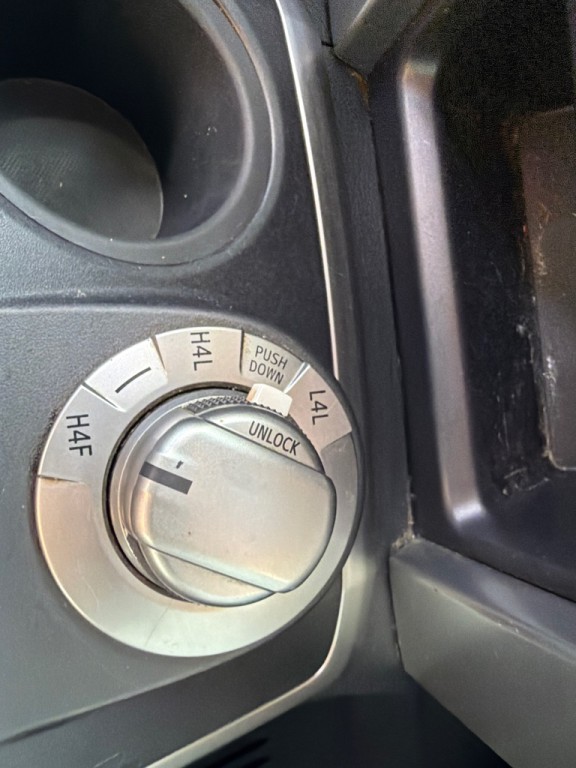 2017 Toyota 4Runner Image 24