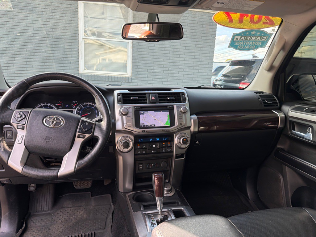 2017 Toyota 4Runner Image 26