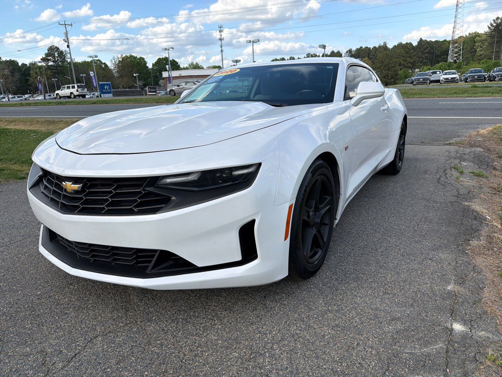 2020 Chevrolet Camaro Image 1