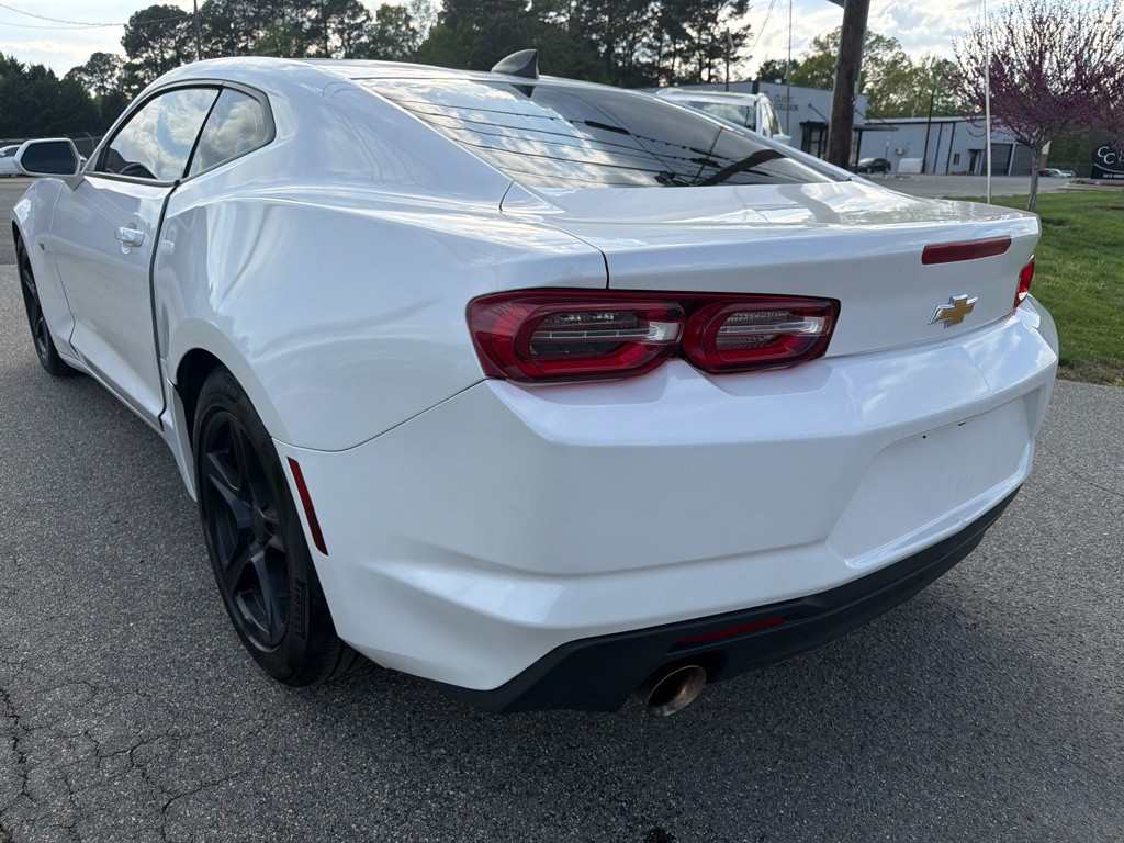 2020 Chevrolet Camaro Image 7