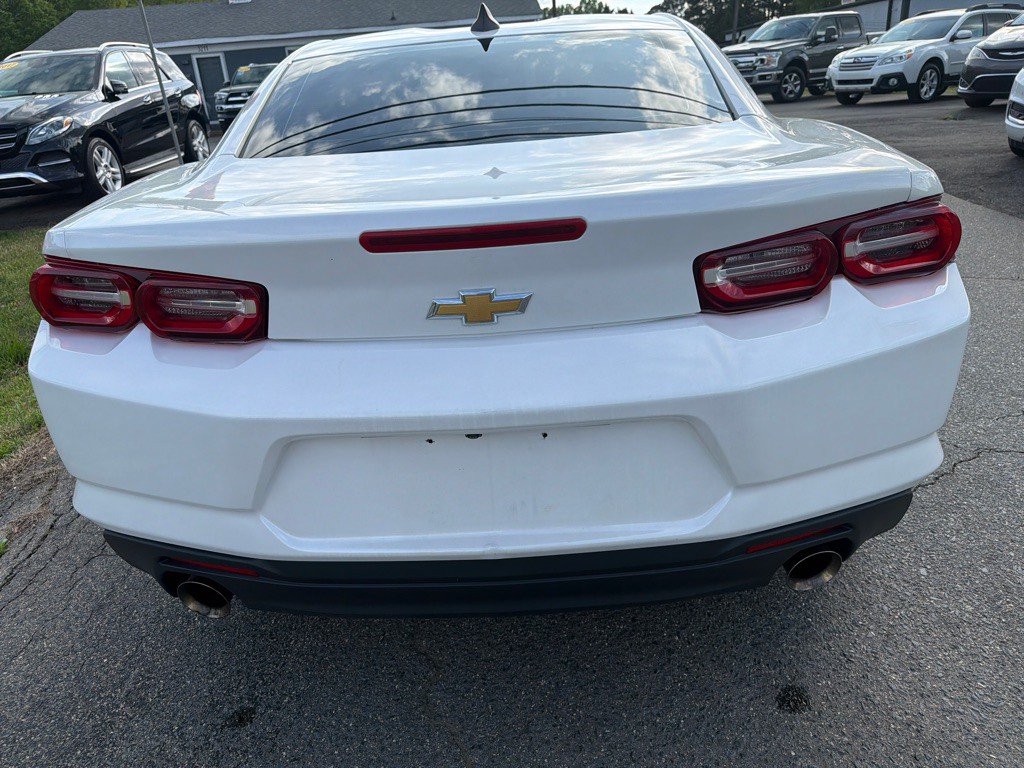 2020 Chevrolet Camaro Image 9
