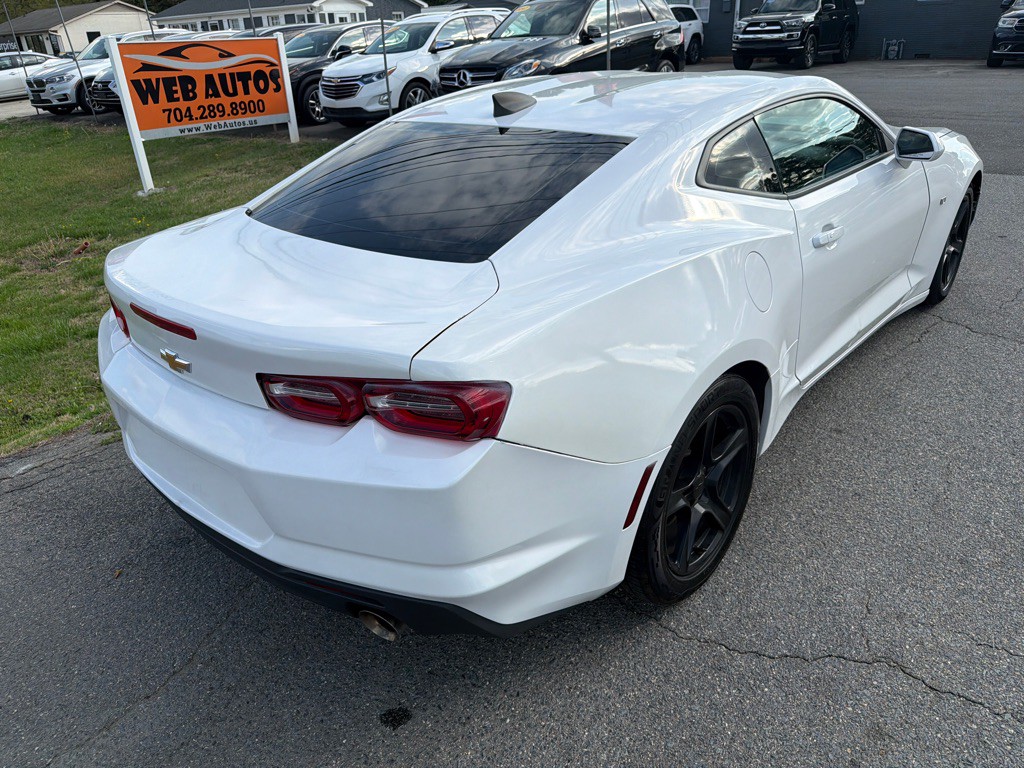 2020 Chevrolet Camaro Image 11