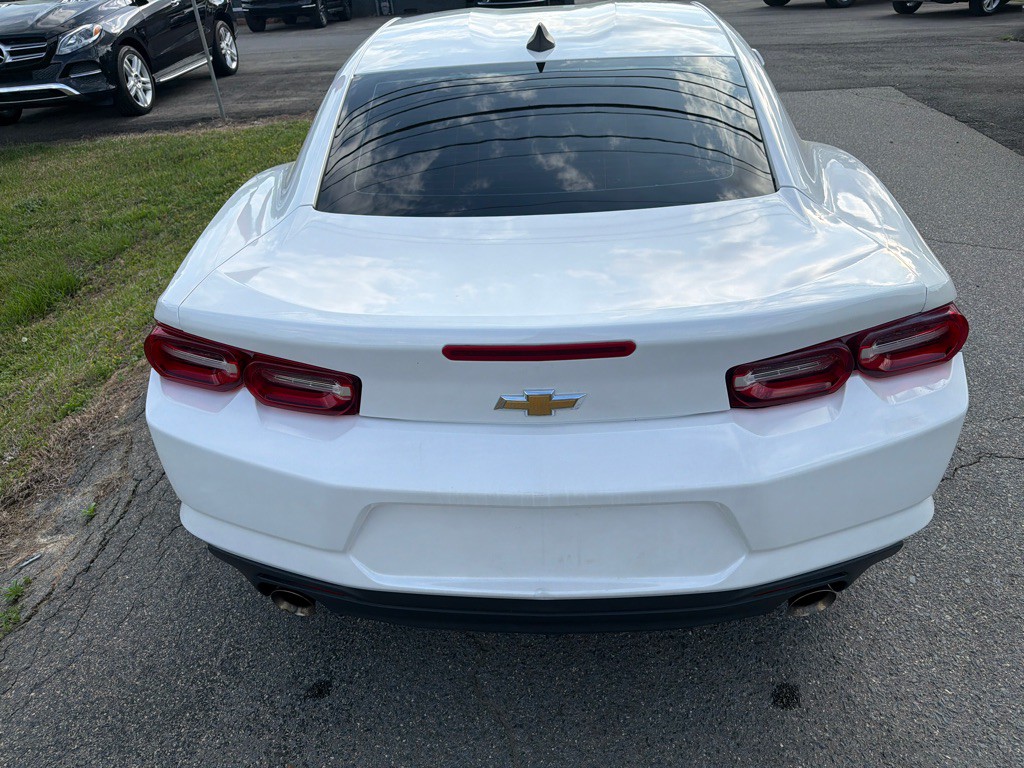 2020 Chevrolet Camaro Image 12