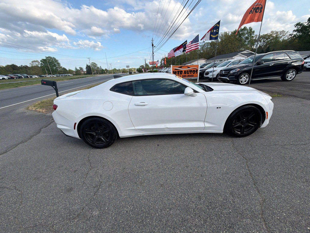 2020 Chevrolet Camaro Image 13