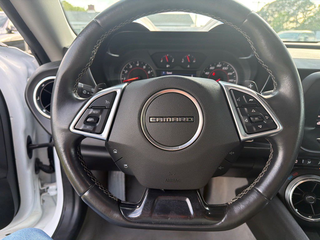 2020 Chevrolet Camaro Image 18