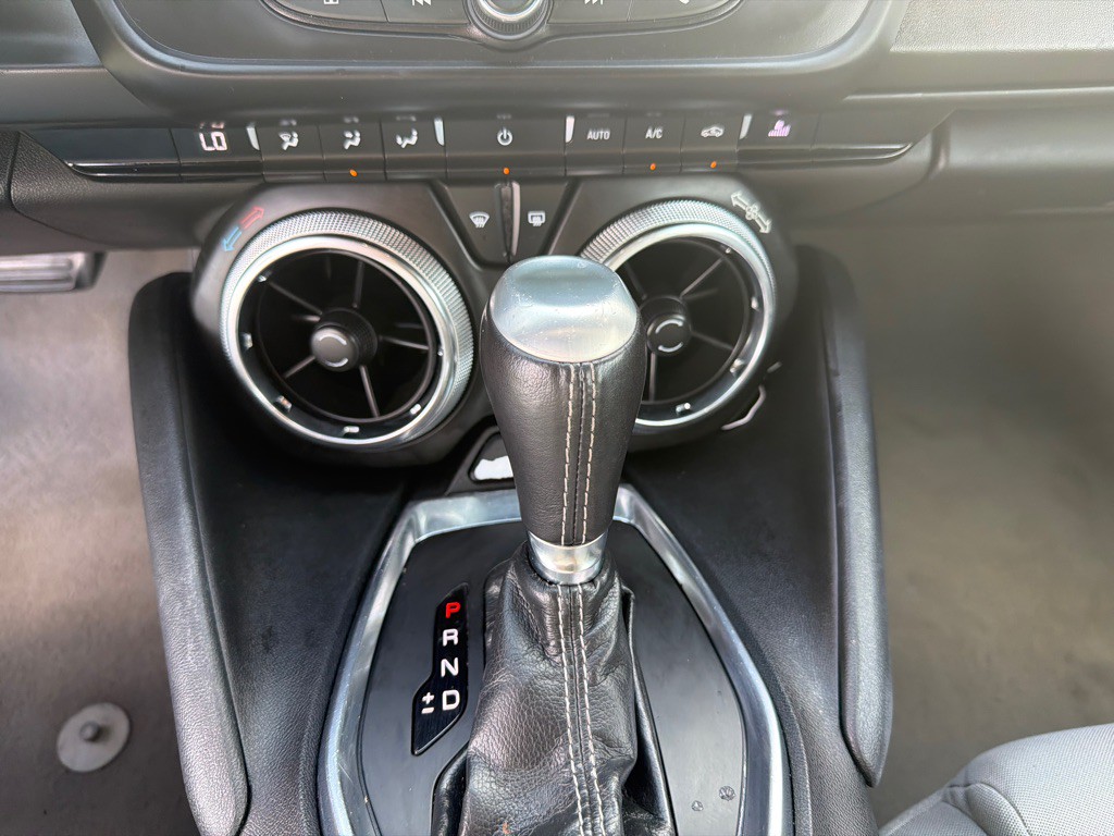 2020 Chevrolet Camaro Image 22