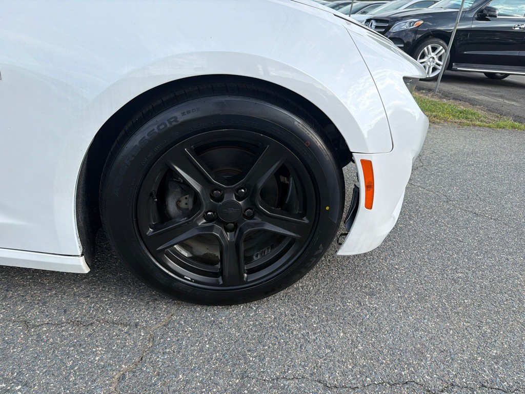 2020 Chevrolet Camaro Image 32