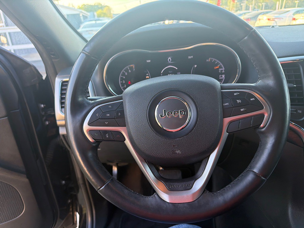 2018 Jeep Grand Cherokee Image 16