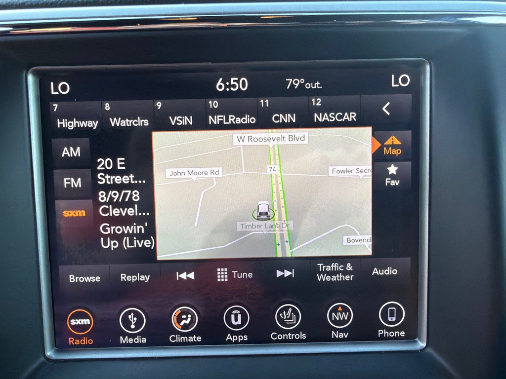 2018 Jeep Grand Cherokee Image 17