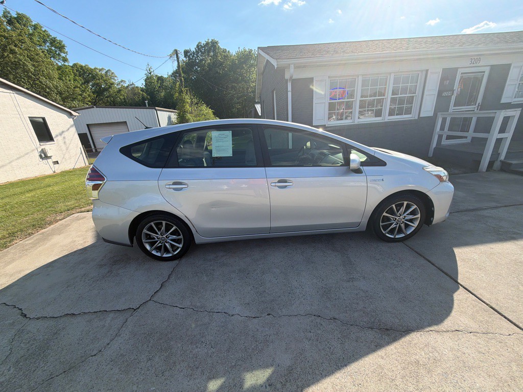 2016 Toyota Prius Image 7