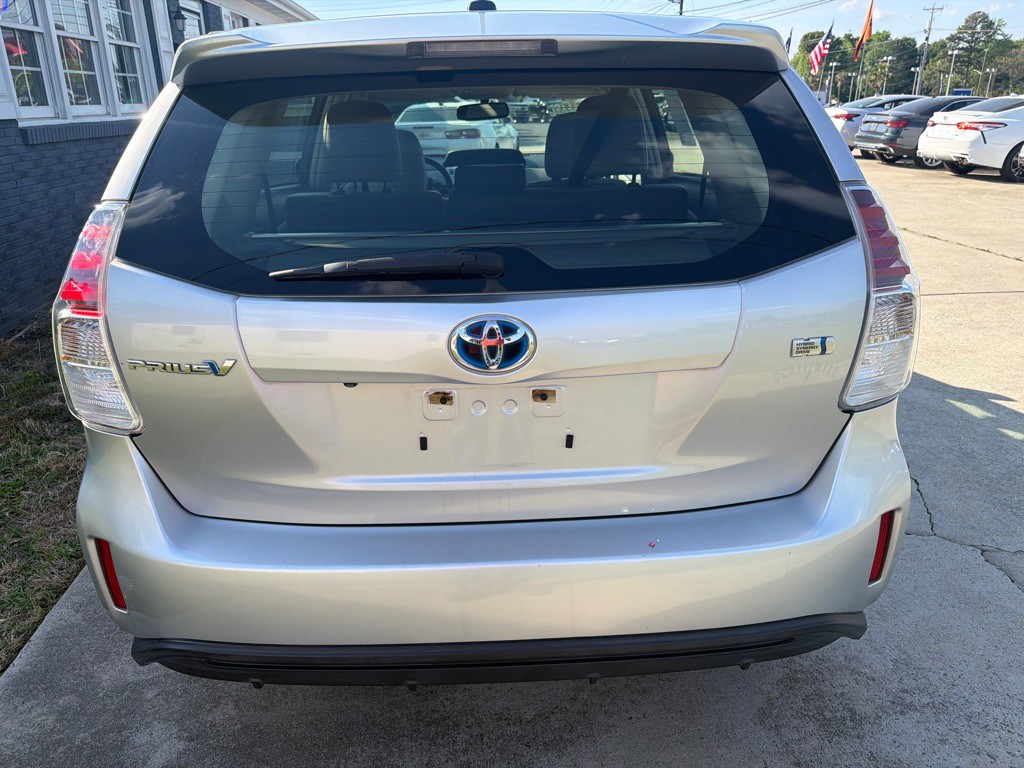 2016 Toyota Prius Image 11