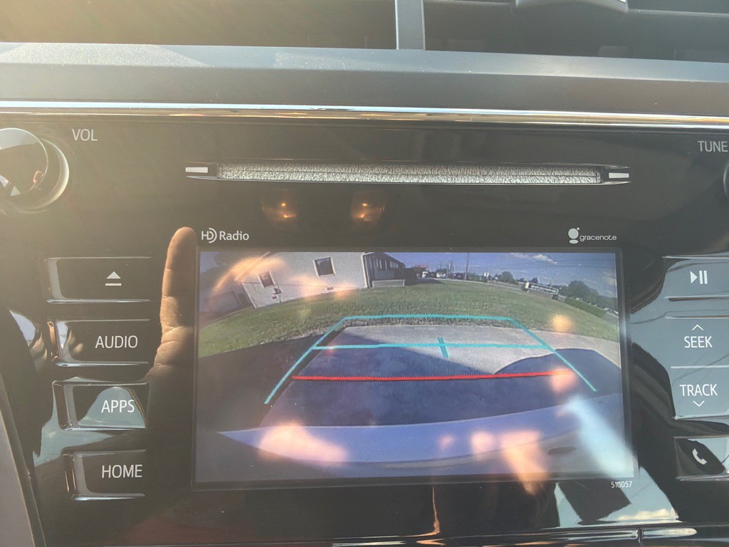2016 Toyota Prius Image 18