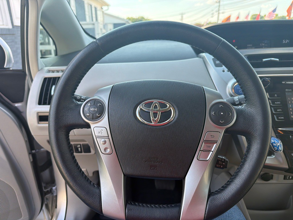 2016 Toyota Prius Image 21