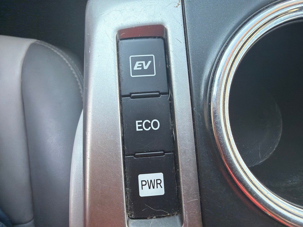 2016 Toyota Prius Image 22