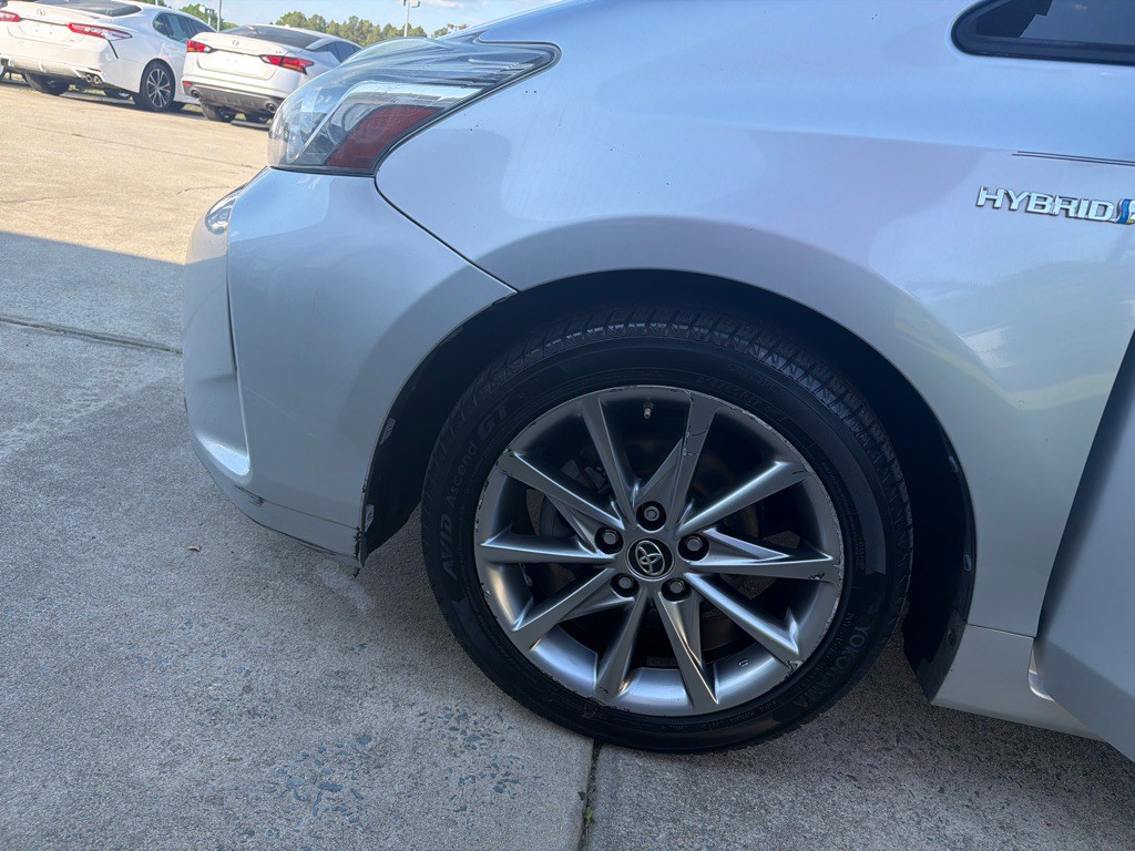 2016 Toyota Prius Image 36