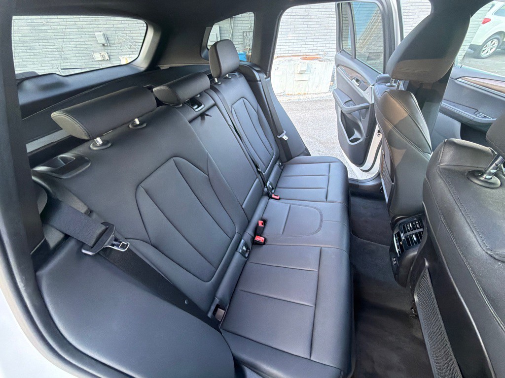 2021 BMW X3 Image 28