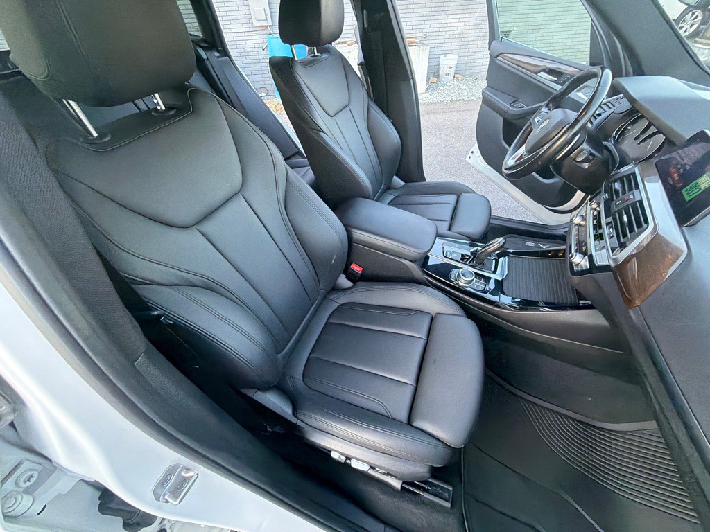 2021 BMW X3 Image 29