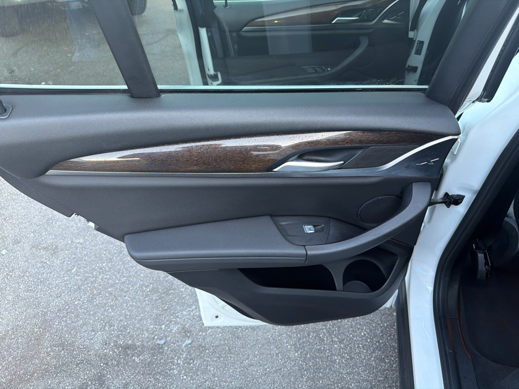 2021 BMW X3 Image 32