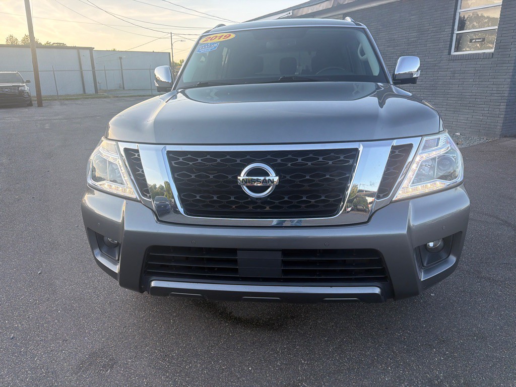 2019 Nissan Armada Image 3